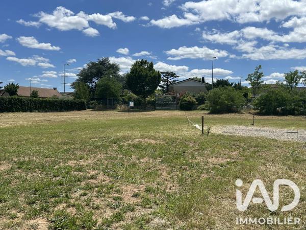 Terrain à vendre 751 m² Saint-Genis-les-Ollières