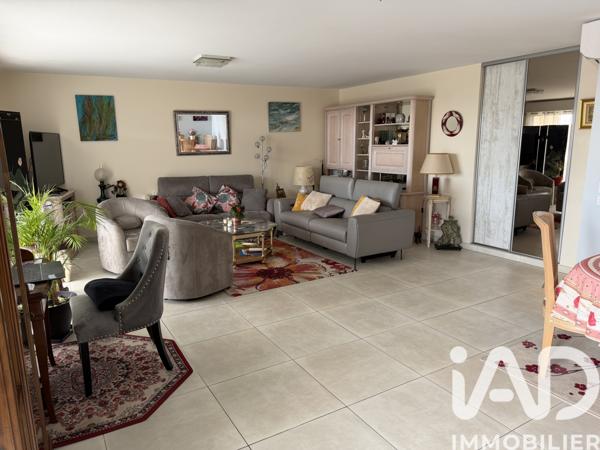 Appartement à vendre 4 pièces 92 m² Fréjus