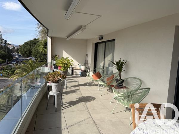 Appartement à vendre 4 pièces 92 m² Fréjus