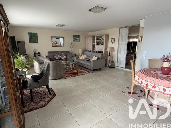 Appartement à vendre 4 pièces 92 m² Fréjus