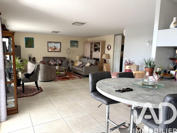 Appartement à vendre 4 pièces 92 m² Fréjus