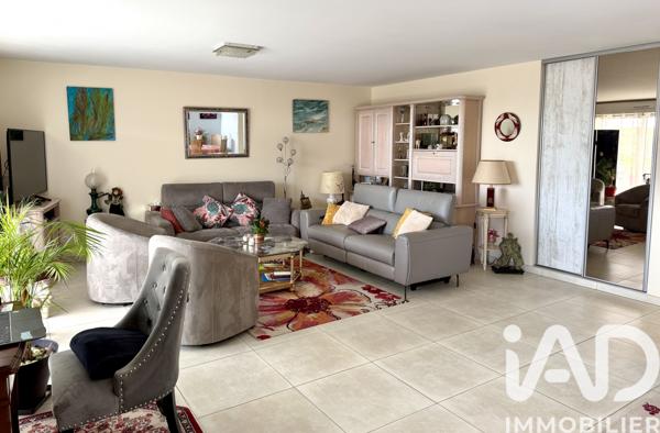 Appartement à vendre 4 pièces 92 m² Fréjus