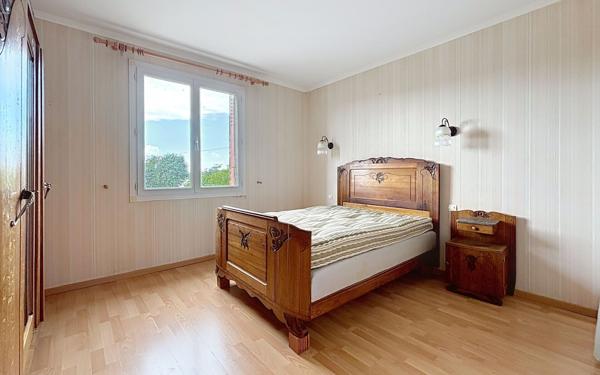 Maison à vendre    5 pièces •  L'Île-d'Elle