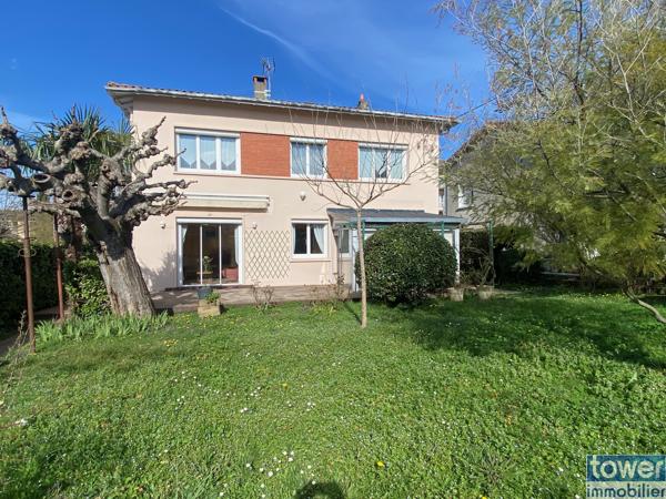 Villa
                                                                                                                                                                                                                                                                                                                        6 pièce(s)                                                                                                                                                                                                          5 chambre(s)                                                                                                                                                                                                          149  m²