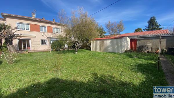 Villa
                                                                                                                                                                                                                                                                                                                        6 pièce(s)                                                                                                                                                                                                          5 chambre(s)                                                                                                                                                                                                          149  m²