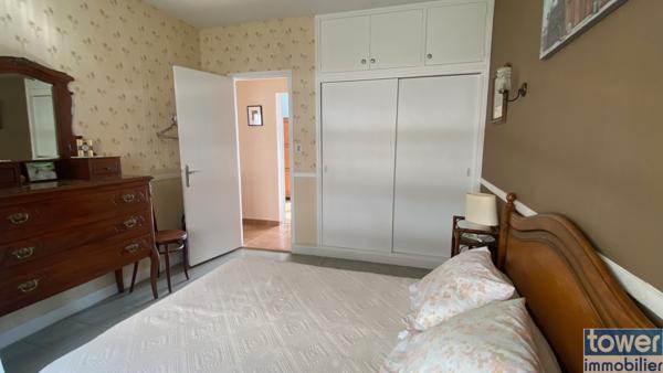 Villa
                                                                                                                                                                                                                                                                                                                        6 pièce(s)                                                                                                                                                                                                          5 chambre(s)                                                                                                                                                                                                          149  m²