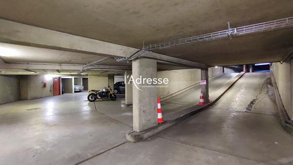 3 Emplacements de Parking - Métro Balard (Paris 15e)