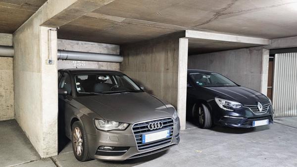 3 Emplacements de Parking - Métro Balard (Paris 15e)