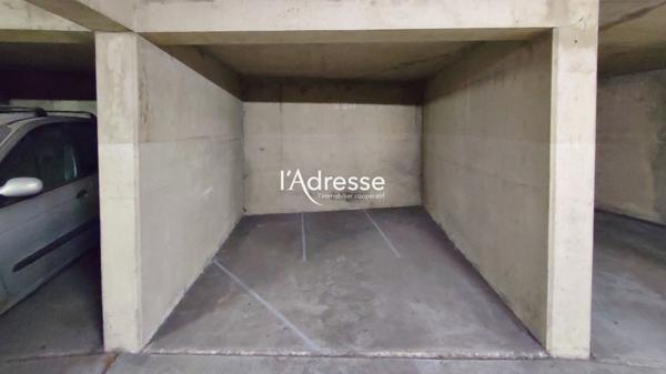 3 Emplacements de Parking - Métro Balard (Paris 15e)