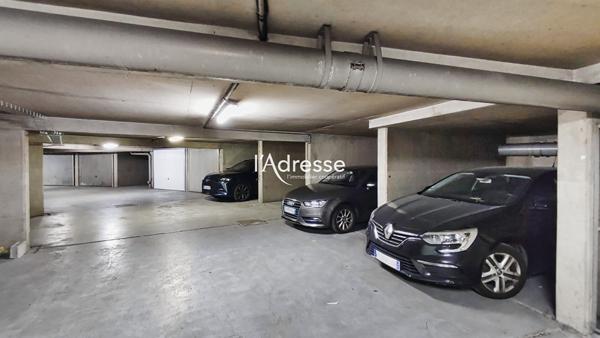 3 Emplacements de Parking - Métro Balard (Paris 15e)