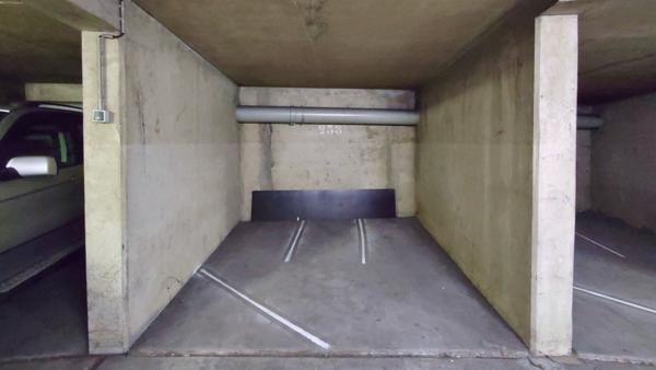 3 Emplacements de Parking - Métro Balard (Paris 15e)