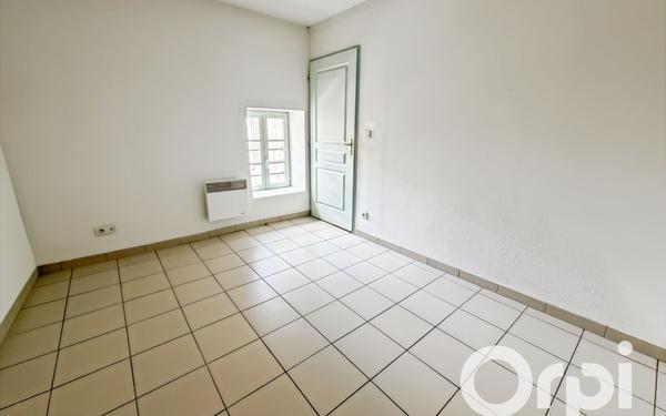 Appartement à louer    3 pièces • 80,75 m2 Baix