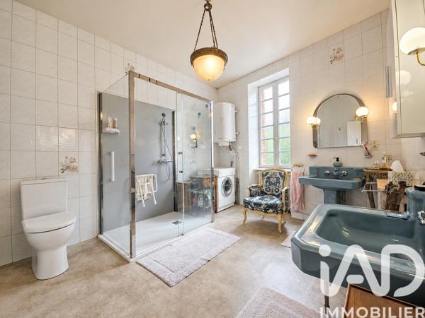 Maison à vendre 6 pièces 220 m² Meyssac