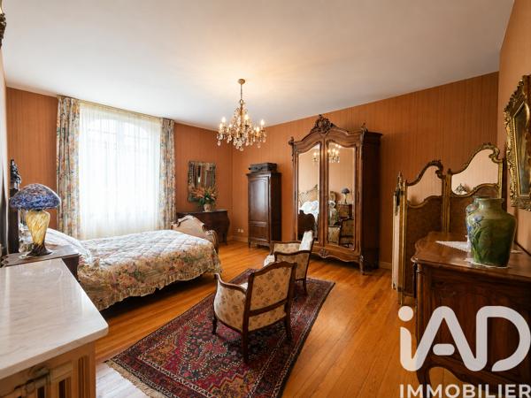 Maison à vendre 6 pièces 220 m² Meyssac