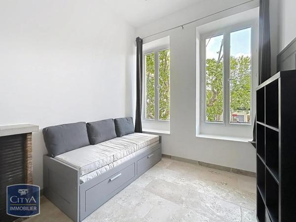 Appartement à louer 2 pièces 21.19m² Bagnols-sur-Cèze (30200)