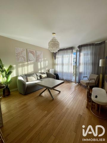 Appartement à vendre 4 pièces 75 m² Suresnes