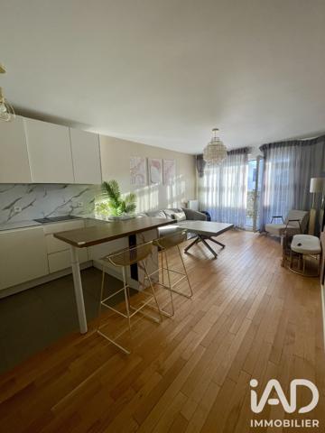 Appartement à vendre 4 pièces 75 m² Suresnes
