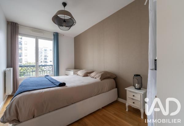 Appartement à vendre 4 pièces 75 m² Suresnes