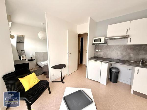 Appartement à louer 1 pièce 21m² Tours (37000)