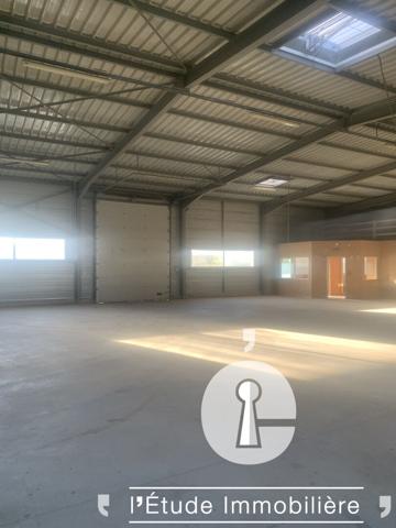 A louer Louverné local d'activité 850 m2
