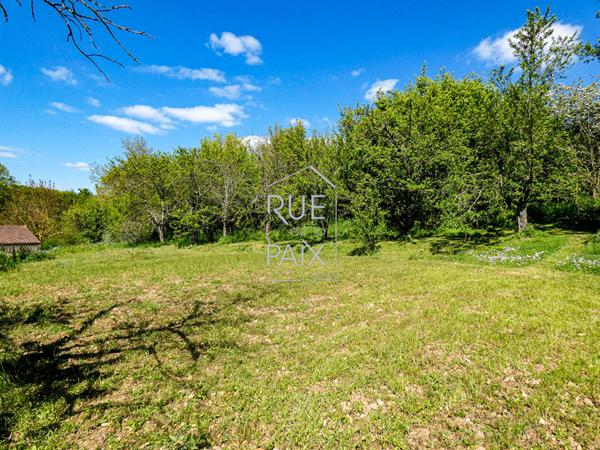 79600 louin Maison Louin 4 pièce(s) 86m2