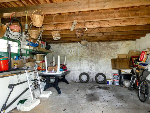 79600 louin Maison Louin 4 pièce(s) 86m2