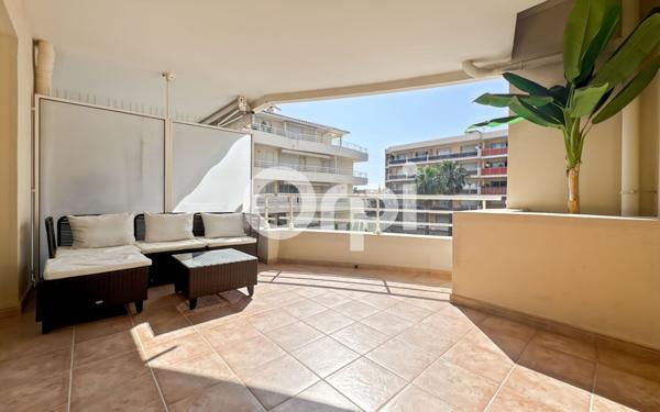 Appartement à vendre    4 pièces • 96,29 m2 Cavalaire-sur-Mer