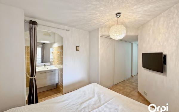 Appartement à vendre    4 pièces • 96,29 m2 Cavalaire-sur-Mer