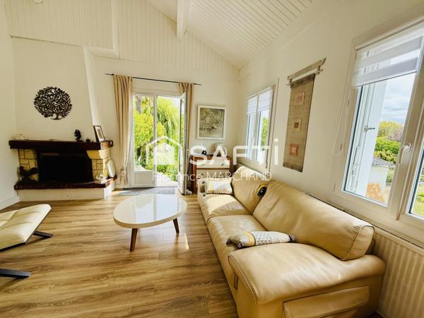 MAISON COUP DE CŒUR SUR 2 NIVEAUX PROCHE COMMODITÉS