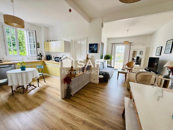 MAISON COUP DE CŒUR SUR 2 NIVEAUX PROCHE COMMODITÉS