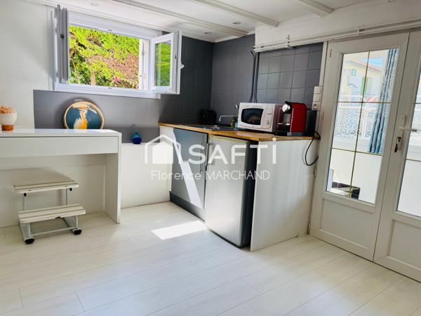 MAISON COUP DE CŒUR SUR 2 NIVEAUX PROCHE COMMODITÉS