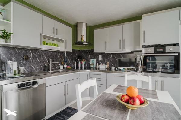 Maison à vendre |                                       Meyzieu |                                        5 pièces  |  95 m²
