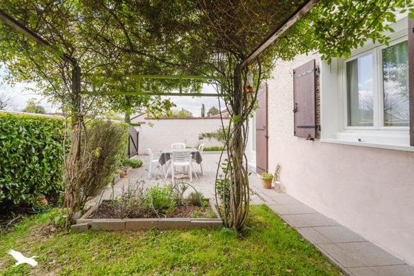 Maison à vendre |                                       Meyzieu |                                        5 pièces  |  95 m²