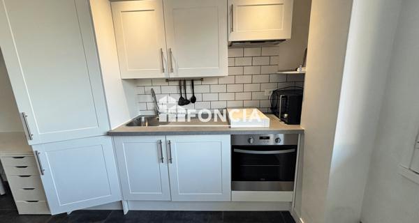 Location Studio meublé 28.44 m² - Clamart 92140