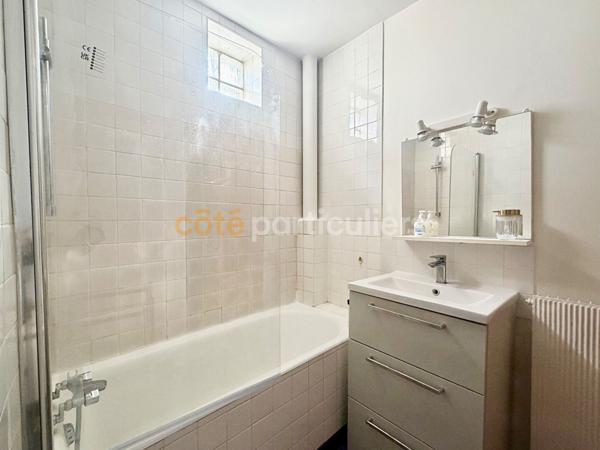 Location
                Appartement37,36 m² - 1 Pièce -
                    CLERMONT FERRAND (63000)