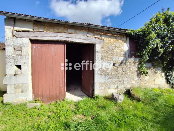 Maison
         2 pièces
        - 75 m² 60 000 € *