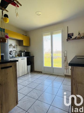 Maison 6 pièces de 130 m² à Sainte-Geneviève (60730)