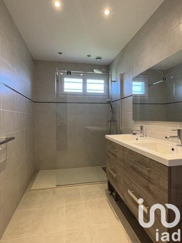 Maison 6 pièces de 130 m² à Sainte-Geneviève (60730)