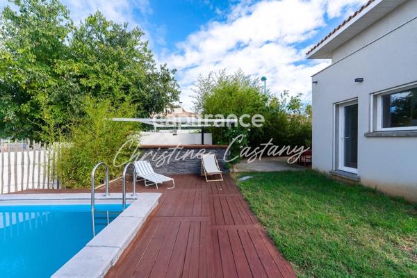 Maison à vendre 5 pièces (66) 115 M2 en 3 faces avec piscine garage et stationnement camping car - Proche plage SAINT CYPRIEN et lac de VILLENEUVE DE LA RAHO A CORNEILLA DEL VERCOL
