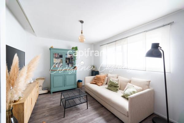 Maison à vendre 5 pièces (66) 115 M2 en 3 faces avec piscine garage et stationnement camping car - Proche plage SAINT CYPRIEN et lac de VILLENEUVE DE LA RAHO A CORNEILLA DEL VERCOL