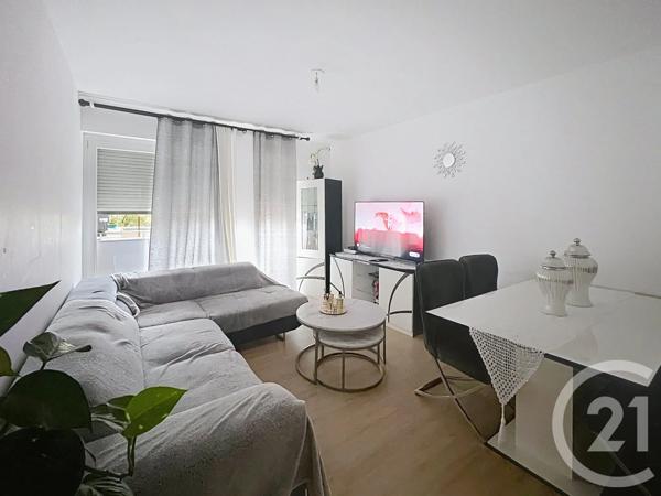 Appartement F3 à vendre  3 pièces - 61,47 m 2   EPINAY SOUS SENART  - 91