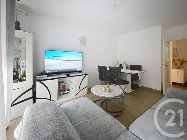Appartement F3 à vendre  3 pièces - 61,47 m 2   EPINAY SOUS SENART  - 91