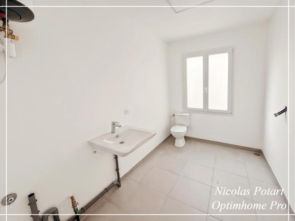 🏢 À louer – Local de bureaux neufs à proximité d'Estrées-Saint-Denis