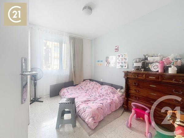 Appartement F3 à vendre  3 pièces - 91,68 m2 BEZIERS - 34