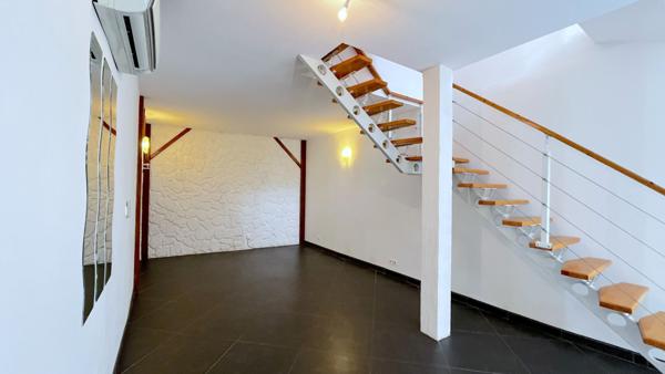 A VENDRE MAISON DE VILLE DE TYPE 3 - BOURG SUR GIRONDE , Bourg sur gironde A VENDRE MAISON DE VILLE DE TYPE 3 - BOURG SUR GIRONDE , Bourg sur gironde