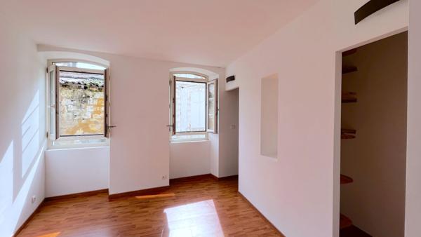 A VENDRE MAISON DE VILLE DE TYPE 3 - BOURG SUR GIRONDE , Bourg sur gironde A VENDRE MAISON DE VILLE DE TYPE 3 - BOURG SUR GIRONDE , Bourg sur gironde