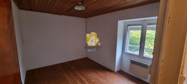 Maison - 7 pièces - 98 m²