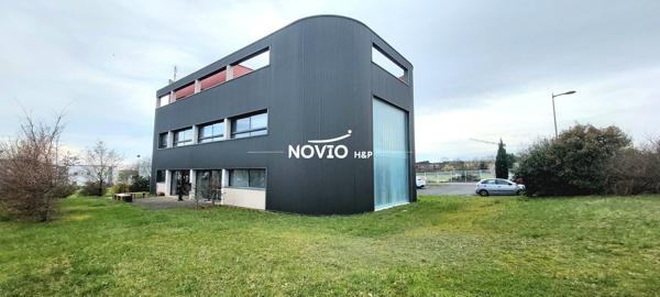 Immeuble de bureaux libres de 500 m²