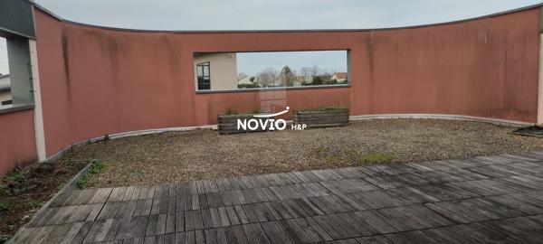 Immeuble de bureaux libres de 500 m²