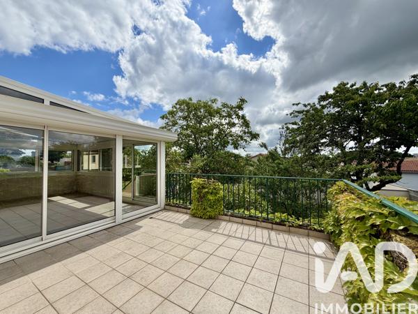 Maison à vendre 8 pièces 144 m² Montaigu-Vendée